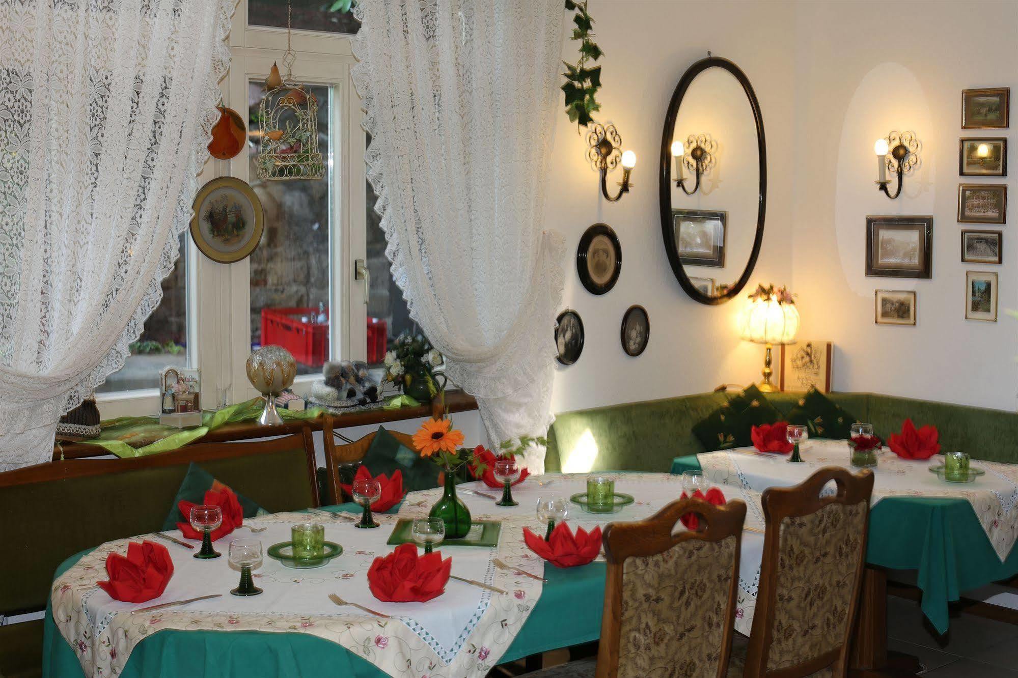 Hotel Eberhardt-Burghardt Badenweiler Buitenkant foto