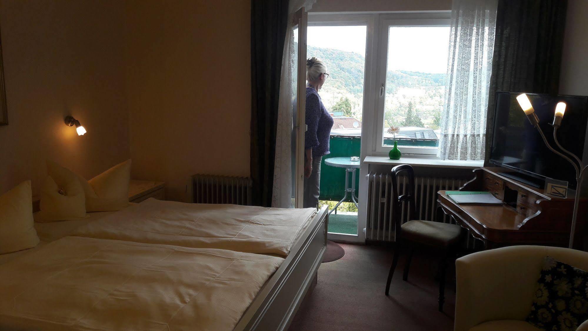 Hotel Eberhardt-Burghardt Badenweiler Buitenkant foto